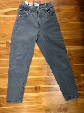 Mom Jean in Charcoal Gray